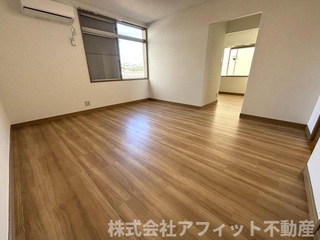 その他部屋・スペース　洋室8.3帖