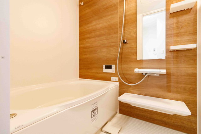 バス・シャワールーム　バス