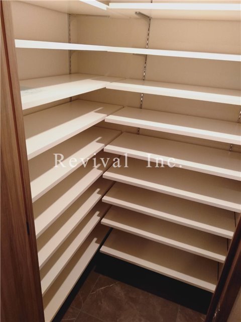 収納　奥行豊富な収納がございます