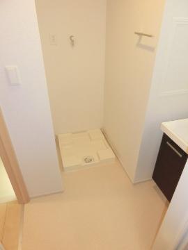 サンプラザ茨木　その他設備　洗濯パン