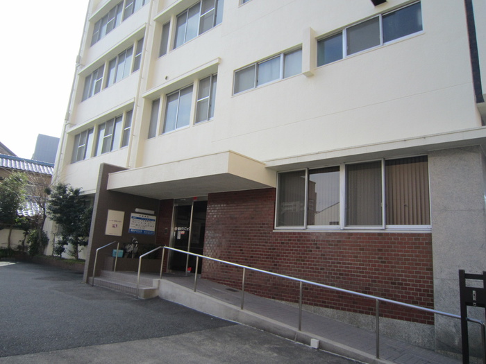 病院　クリニック（病院）まで44m