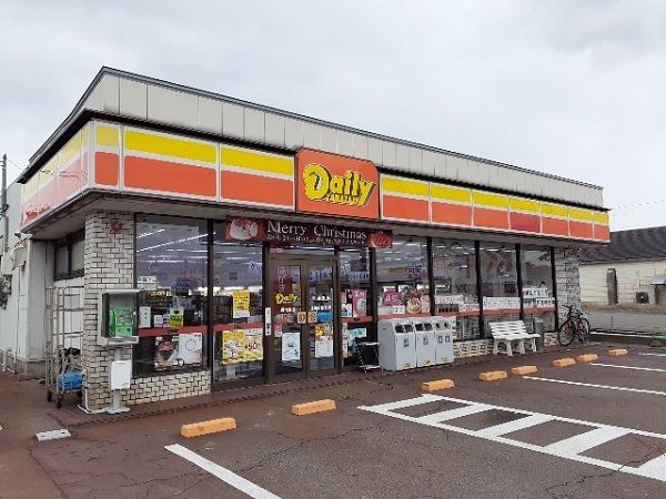 コンビニ　デイリーヤマザキ 網代浜店（コンビニ）まで1900m