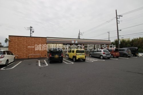 コンビニ　セブンイレブン 土浦中南店（コンビニ）まで428m