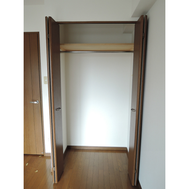 収納　プレール天王洲アイル弐番館