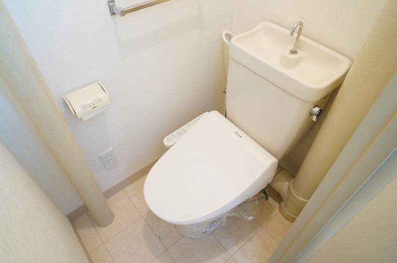 トイレ　トイレ