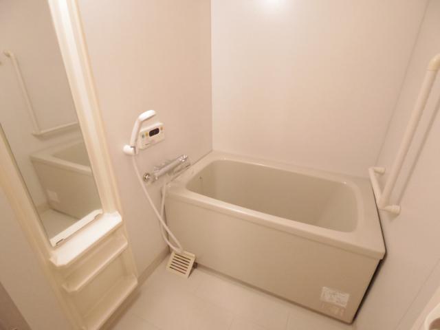 バス・シャワールーム　日々の暮らしに欠かせないお風呂です