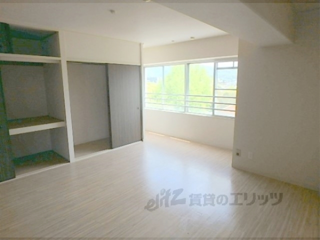 居室・リビング　洋室