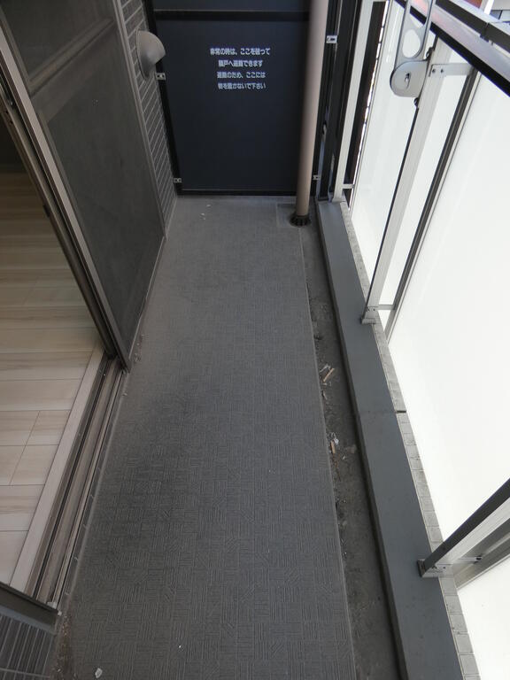 バルコニー　バルコニー