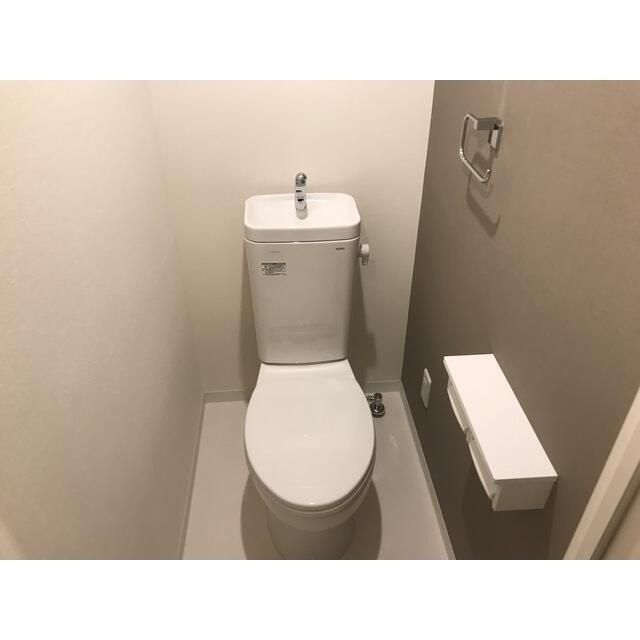 トイレ　別部屋参照