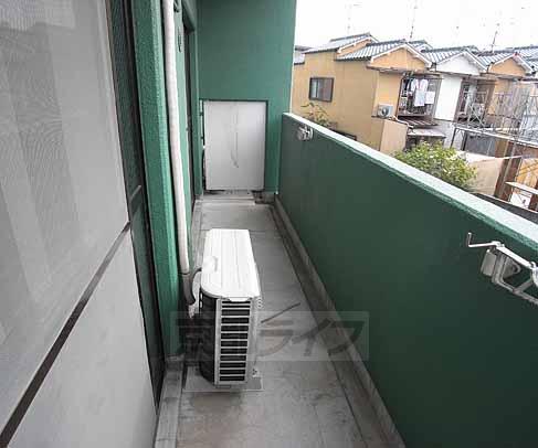 バルコニー　南向きで日当たり良好です