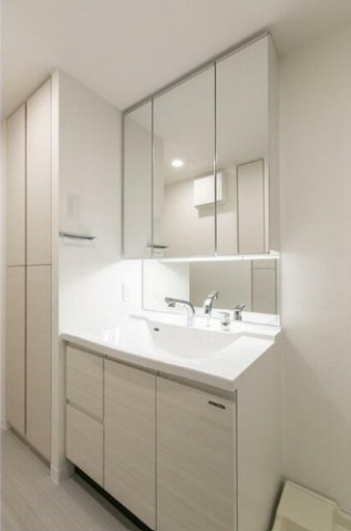 洗面設備　別部屋参考画像