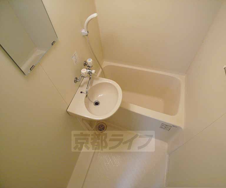 バス・シャワールーム　セパレートタイプです。