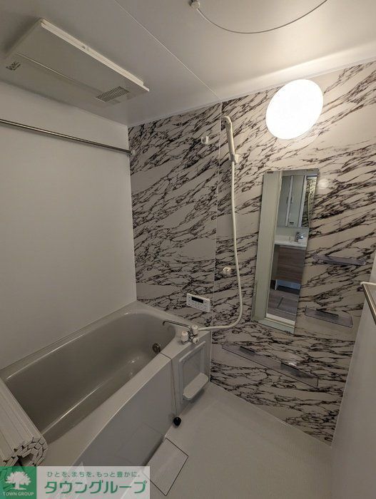 バス・シャワールーム　バス