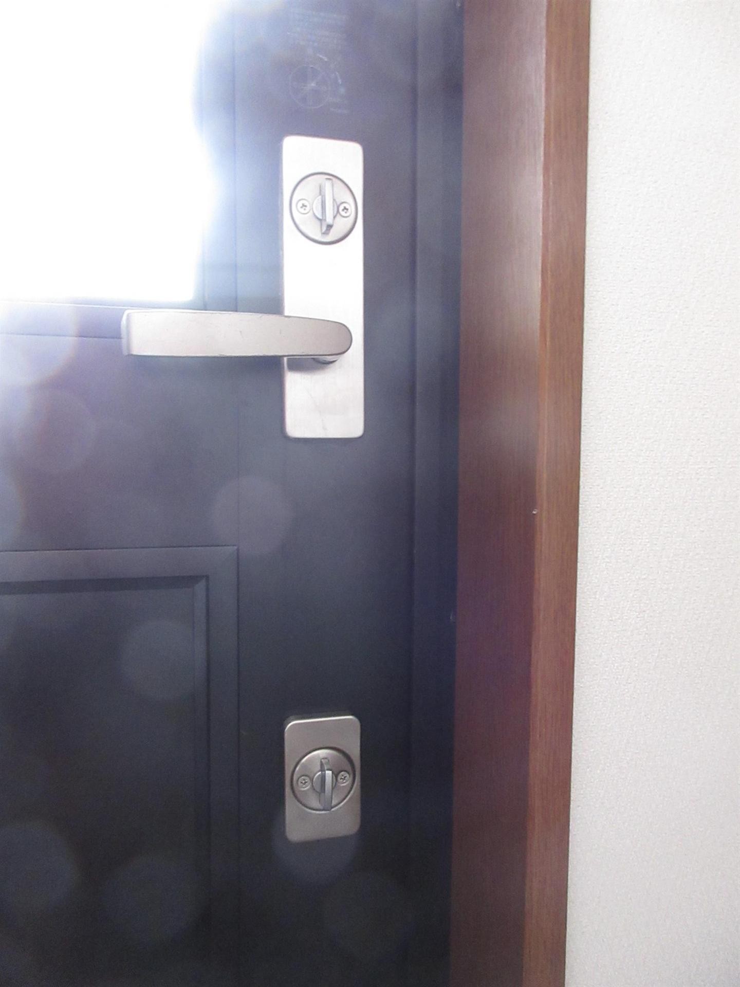 セキュリティ　ダブルでロックをかけられます