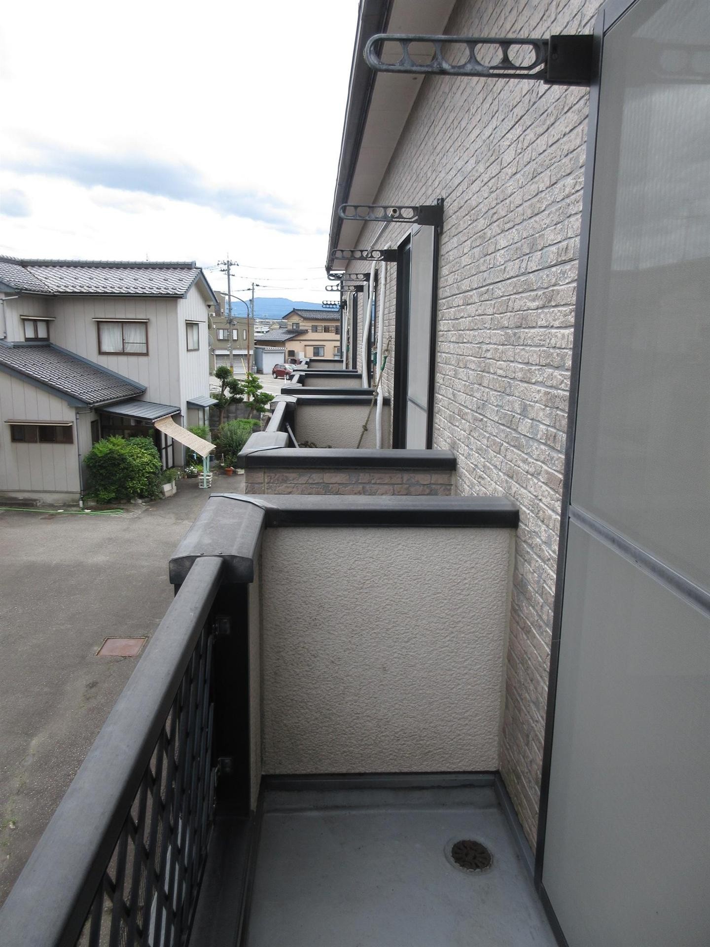 バルコニー　バルコニー