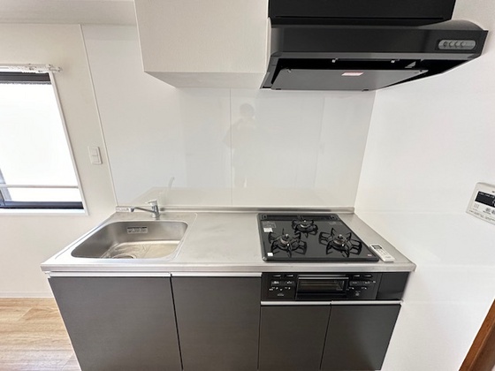 キッチン　※別部屋の写真です