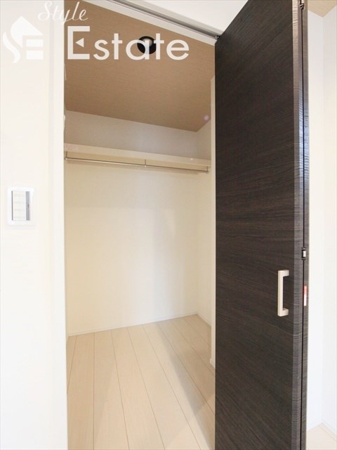 収納　ウォークインクローゼット★