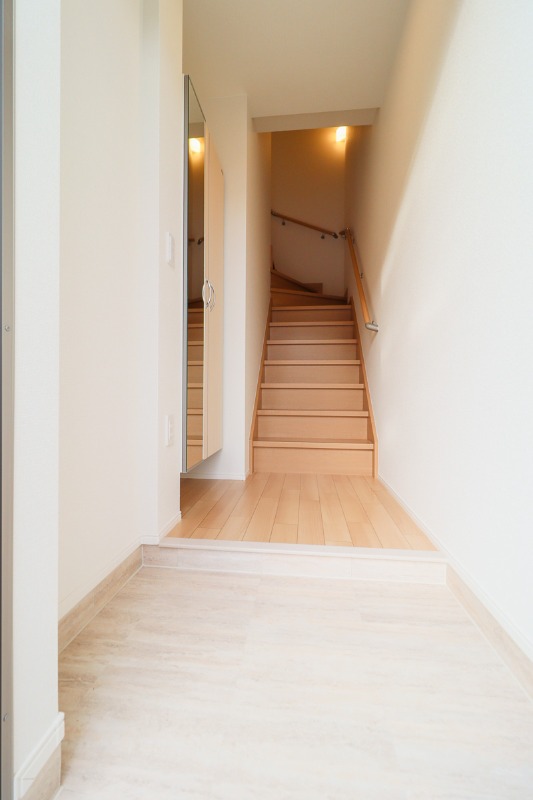 玄関　図面と現状に相違がある場合には現状を優先