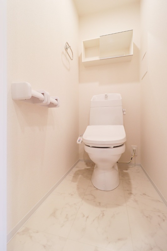 トイレ　図面と現状に相違がある場合には現状を優先