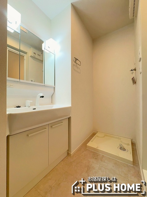 洗面設備　類似写真