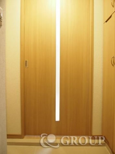 玄関　大きいシューズボックス