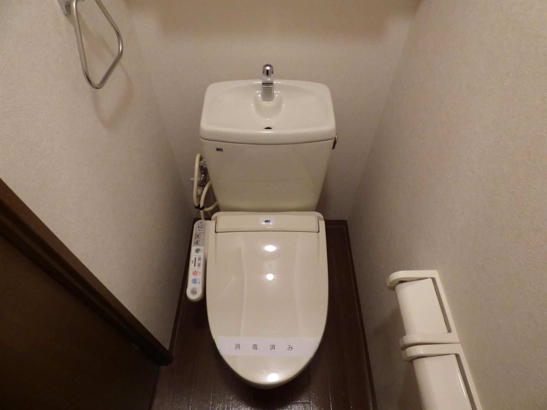 トイレ　トイレ