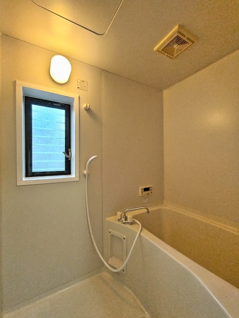 バス・シャワールーム　バスルーム