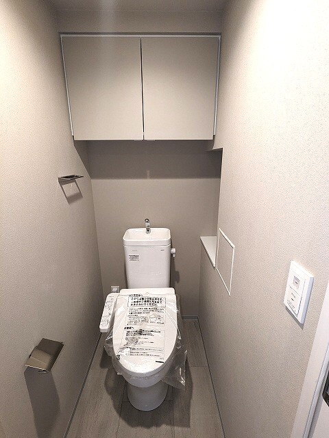 トイレ　※別部屋の参考写真です。