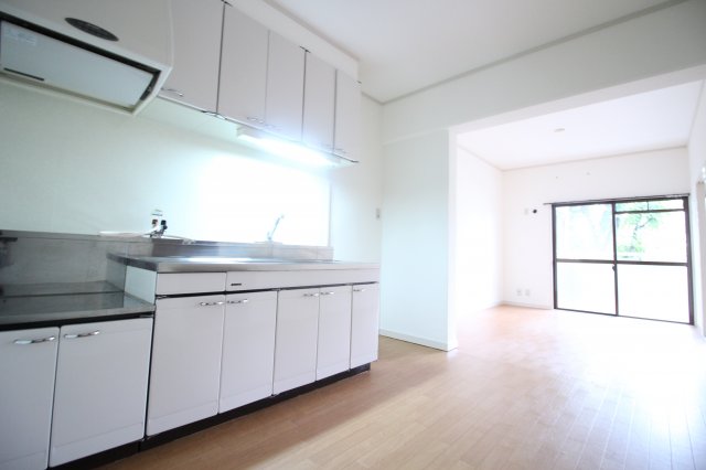 居室・リビング　※別部屋写真