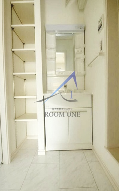 洗面設備　洗面台です。