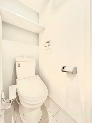 トイレ　※同施工　類似タイプ