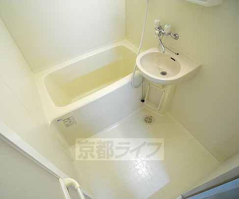 バス・シャワールーム　お風呂です。