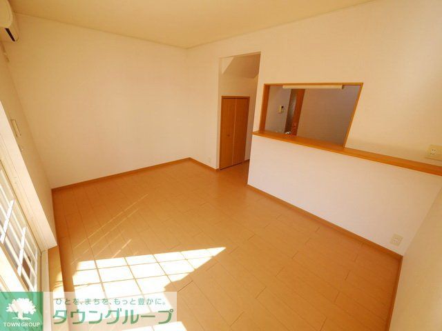 居室・リビング　反転タイプ