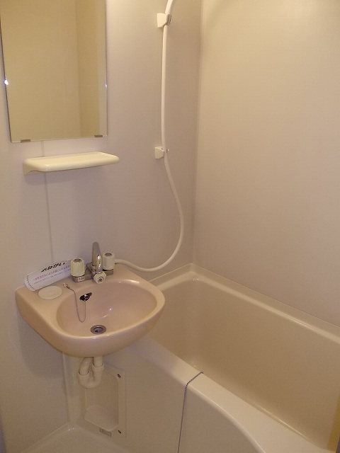 バス・シャワールーム　※同物件　別部屋参照※