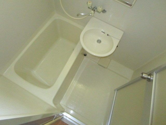 バス・シャワールーム　バス