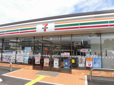 コンビニ　セブンイレブン 世田谷上北沢1丁目店（コンビニ）まで222m