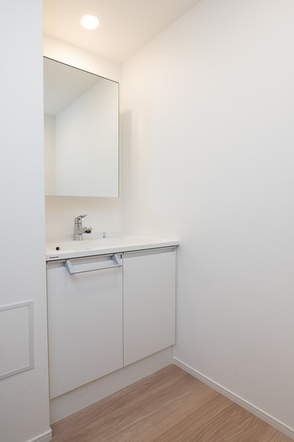 洗面設備　※写真は同タイプ住戸です。