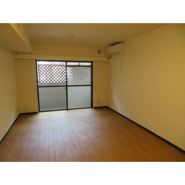 居室・リビング　LINEでのお問い合わせもお待ちしております♪