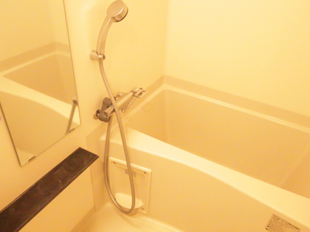 バス・シャワールーム　※別室の参考写真の為、現況優先です。