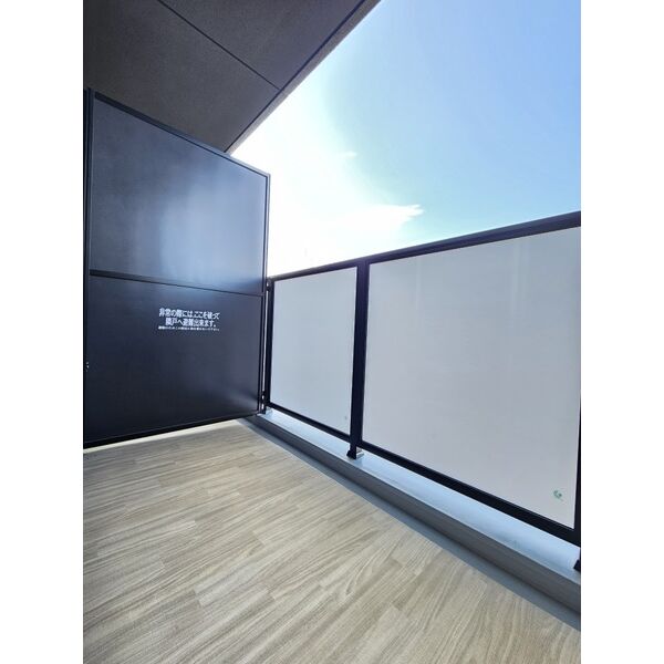 バルコニー　階数によって眺望が異なります。