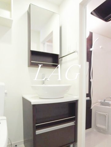 洗面設備　洗面台です。