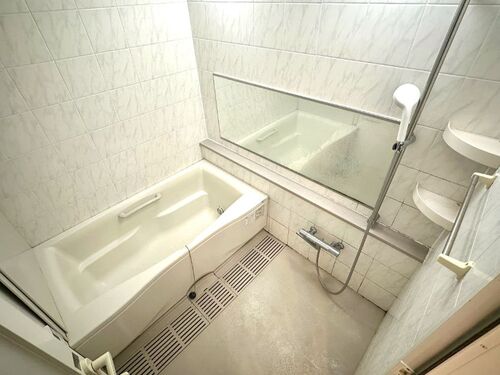 バス・シャワールーム　浴室　※2026年2月撮影