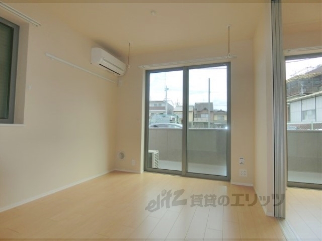 居室・リビング　洋室