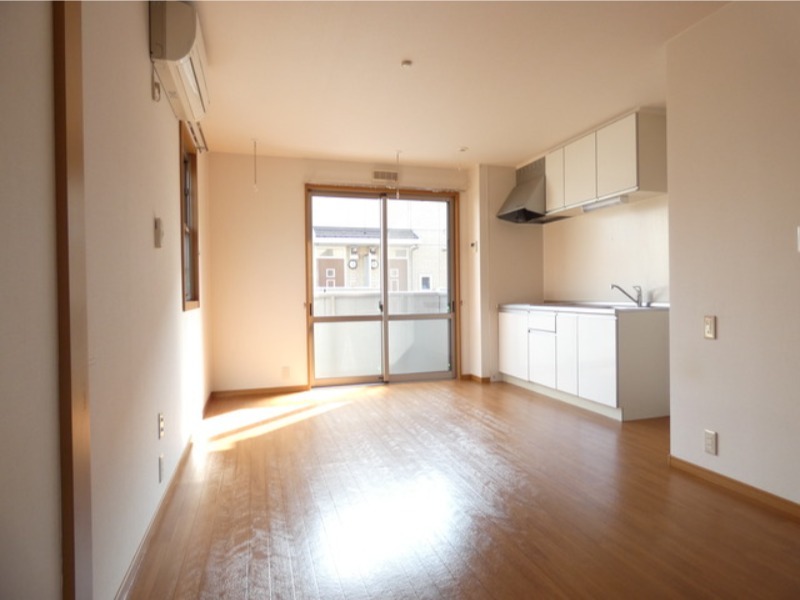 居室・リビング　図面と現状に相違がある場合には現状を優先