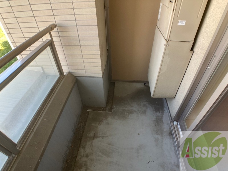 バルコニー　バルコニーが付いていますので一息ついてみてはいかがですか。