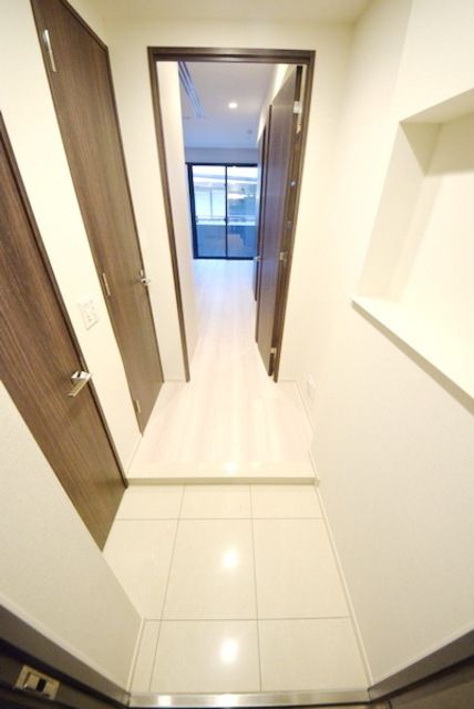 玄関　★広々とした玄関です★