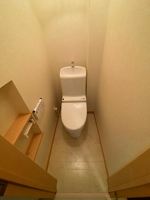 トイレ　トイレ