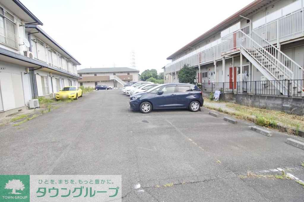 駐車場　駐車場