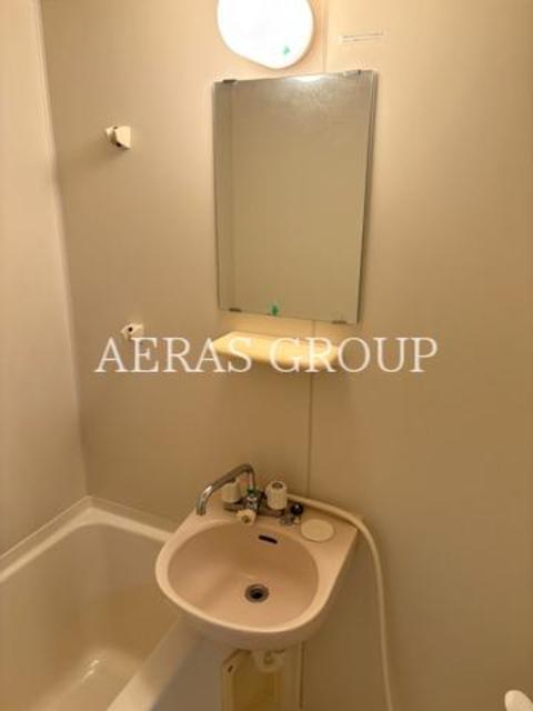 洗面設備　同仕様