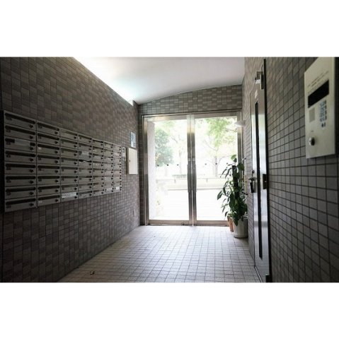 エントランス　エントランスホール